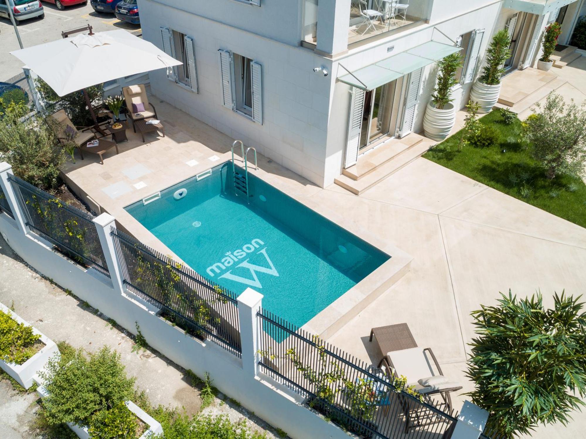 Maison W *